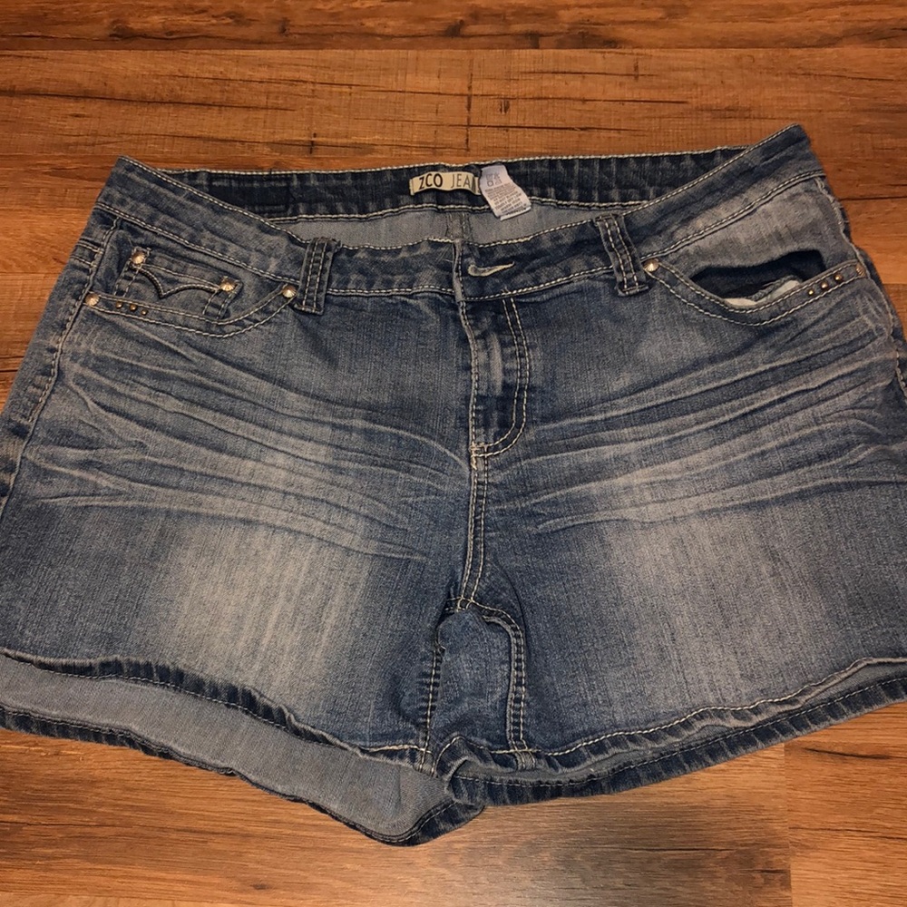Women’s Jean Shorts